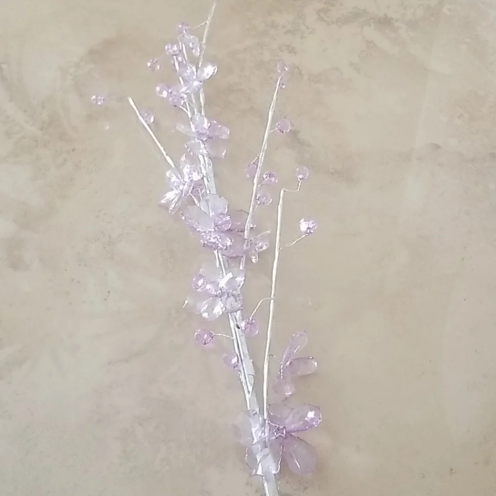 Lavender Glass Flower Strand